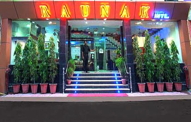 罗纳克国际大酒店 新德里 外观 照片